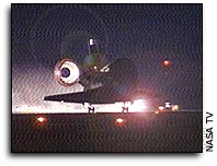 STS-103 lands