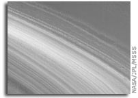Mars Picture of the Day: Polar Layers, Exposed