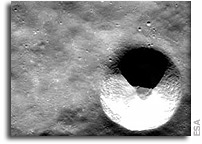 ESA SMART-1 Image: Close-up on Cuvier crater ridge
