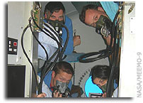 In undersea habitat, aquanauts learn about teamwork and task performance for the moon and Mars