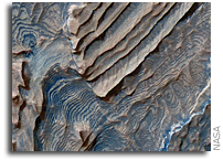NASA's Mars Reconnaissance Orbiter FInds Martian Rock Record with Rhythmic Patterns
