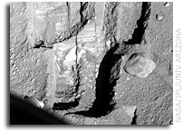 Analysis Begins on NASA Phoenix Mars Lander's Deepest Soil Sample