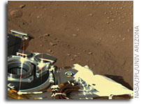NASA's Phoenix Spacecraft Commanded to Unstow Arm