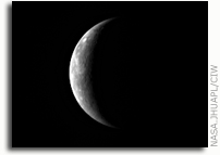 MESSENGER Spacecraft Prepares for Final Pass by Mercury