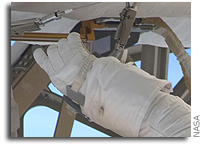 Inventors to Compete for $400,000 in NASA Astronaut Glove Challenge