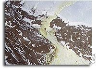 Signs of Life: Sulfur Deposits at Borup Fiord Pass, Canadian Arctic