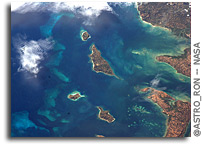 Photo: Madagascar, Nosy, Kalakajoro, Berafia, Antanimora and Valiha As Seen From Orbit