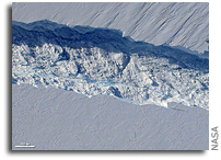 Photos: Birth of an Iceberg in Antarctica