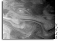 Photo: Saturn's Swirling Clouds