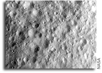 Image: Cratered terrain in Vesta's equatorial region