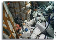 Chris Hadfield Begins Mission of a Lifetime with Launch to the ISS
