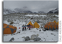 Video: Astrobiologist Base Camp at Lake Untersee, Antarctica, December 2011