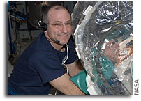 Astronaut Don Pettit Shares Passion for Science from Space