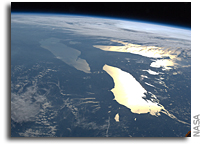 Image: Sunglint Great Lakes As Seen From the International Space Station  