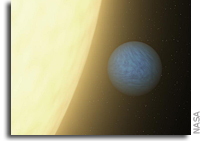NASA's Spitzer Sees the Light of Alien 