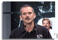 Video: Chris Hadfield Announces his Retirement from the Canadian Space Agency