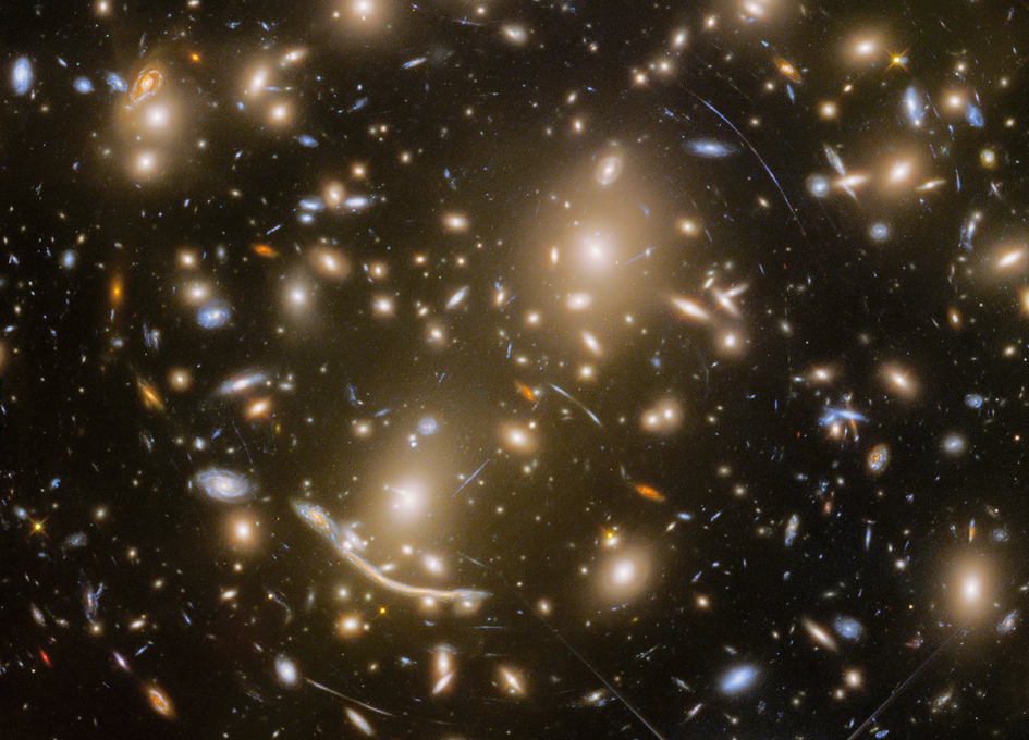 Frontier Fields: Hubble Captures Stunning New Image Of Abell 370 Frontier Fields: Hubble Captures Stunning New Image Of Abell 370